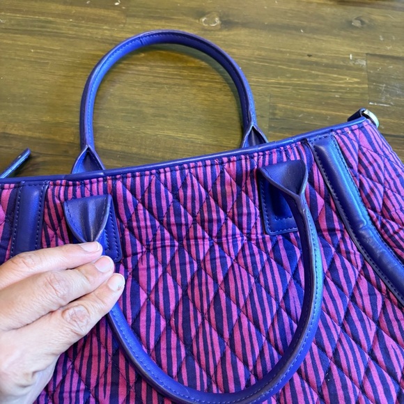 VERA BRADLEY Impressionista Stripe Trapeze
Satchel Pink & Purple Quilted Tote - Picture 4 of 8